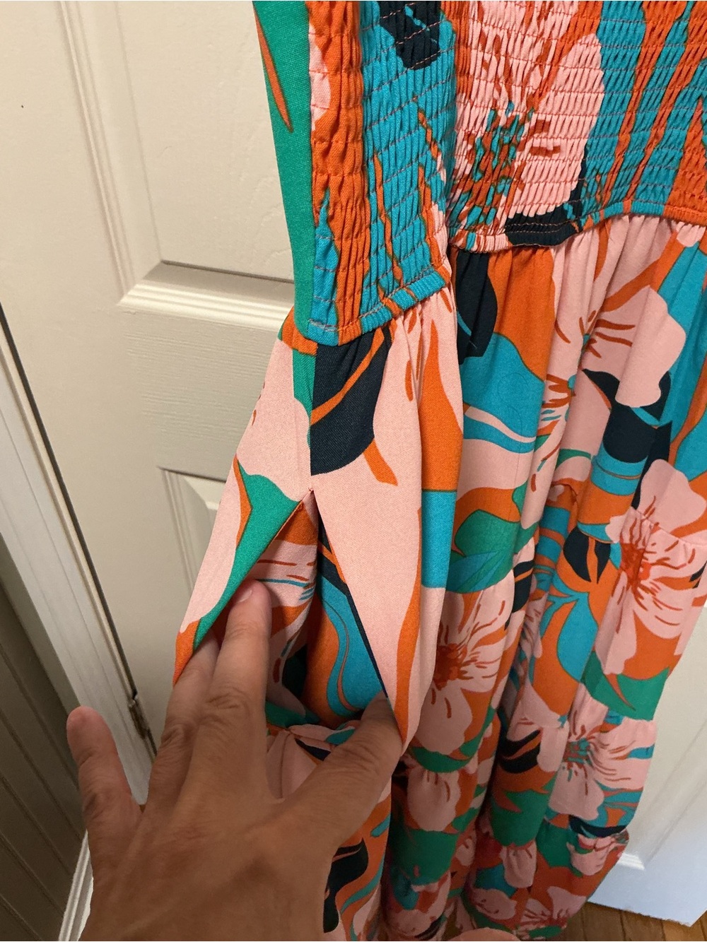 PrettyGarden Floral Tiered Maxi Dress Medium  Tropical Smocked Back Pockets - Picture 9 of 12